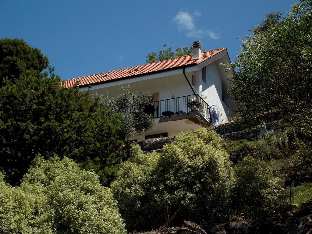 B&B L'Intrigante Seborga Exterior photo
